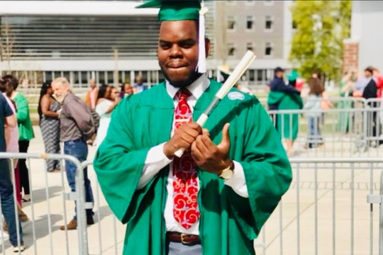 Read more about the article Professional Writing Alum Creates Nonprofit to Support Black Students